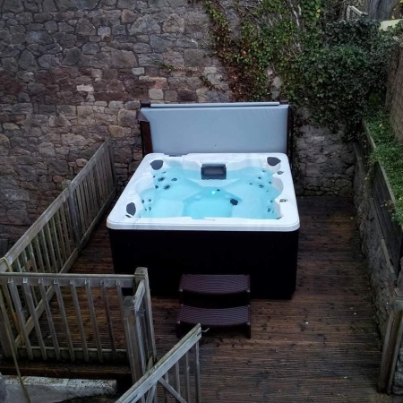 Спа бассейн Vita Spa Intrigue