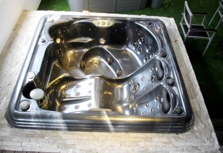 Гидромассажный бассейн Sunrans SR869 Гидромассажный бассейн Sunrans SR869